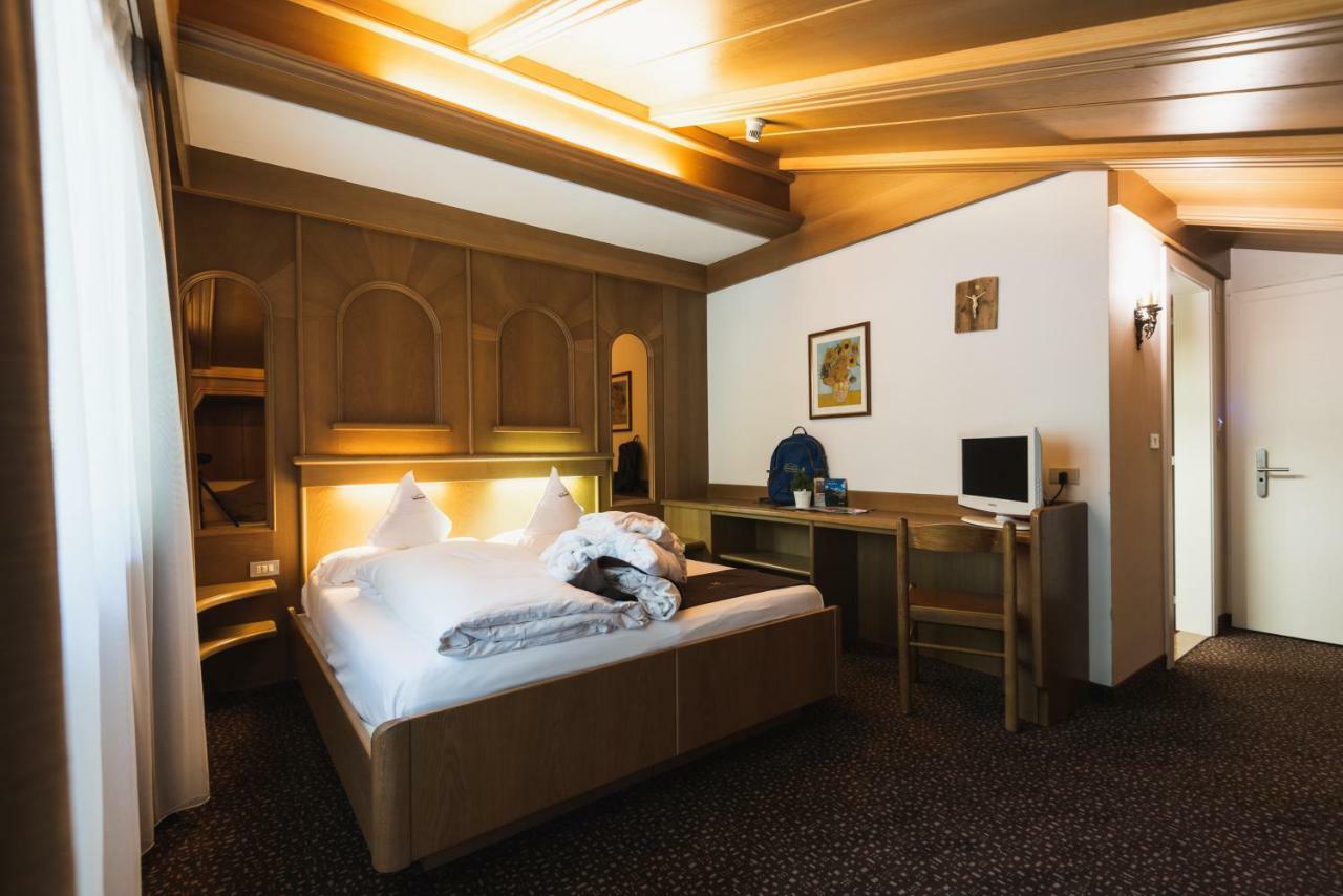 Hotel Catinaccio Vigo di Fassa Eksteriør bilde