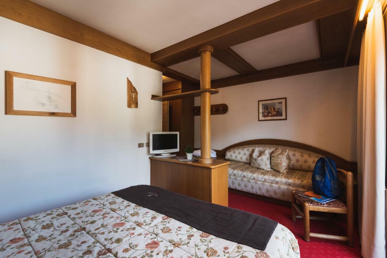 Hotel Catinaccio Vigo di Fassa Eksteriør bilde