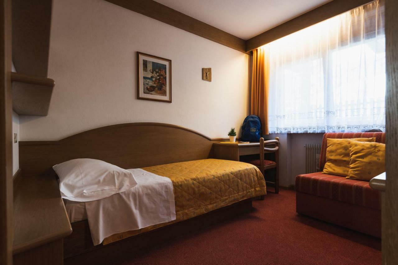Hotel Catinaccio Vigo di Fassa Eksteriør bilde